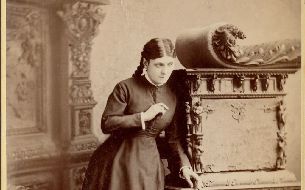 An 1874 studio photograph by Otto Sarony of the actress Charlotte Thompson in costume as Jane Eyre